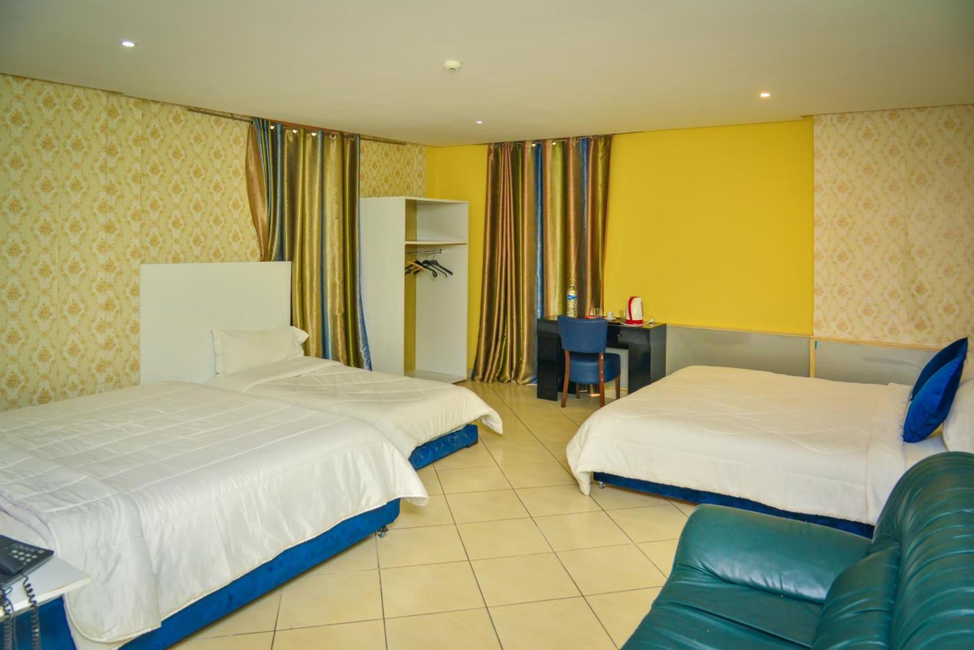 Free Zone Hotel Gzennaia Luaran gambar