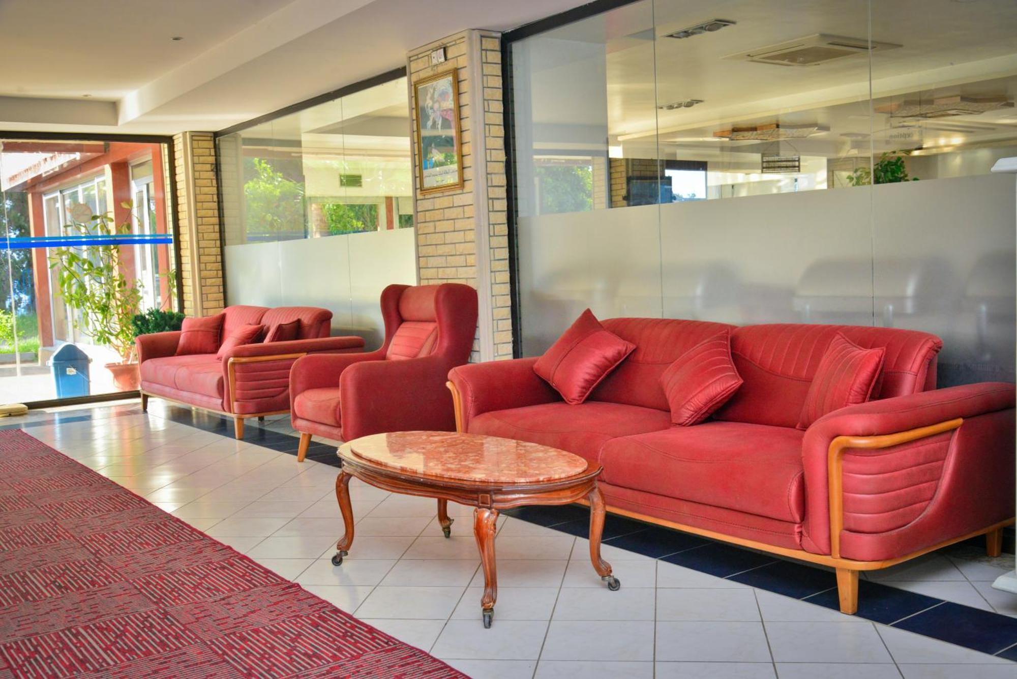 Free Zone Hotel Gzennaia Luaran gambar